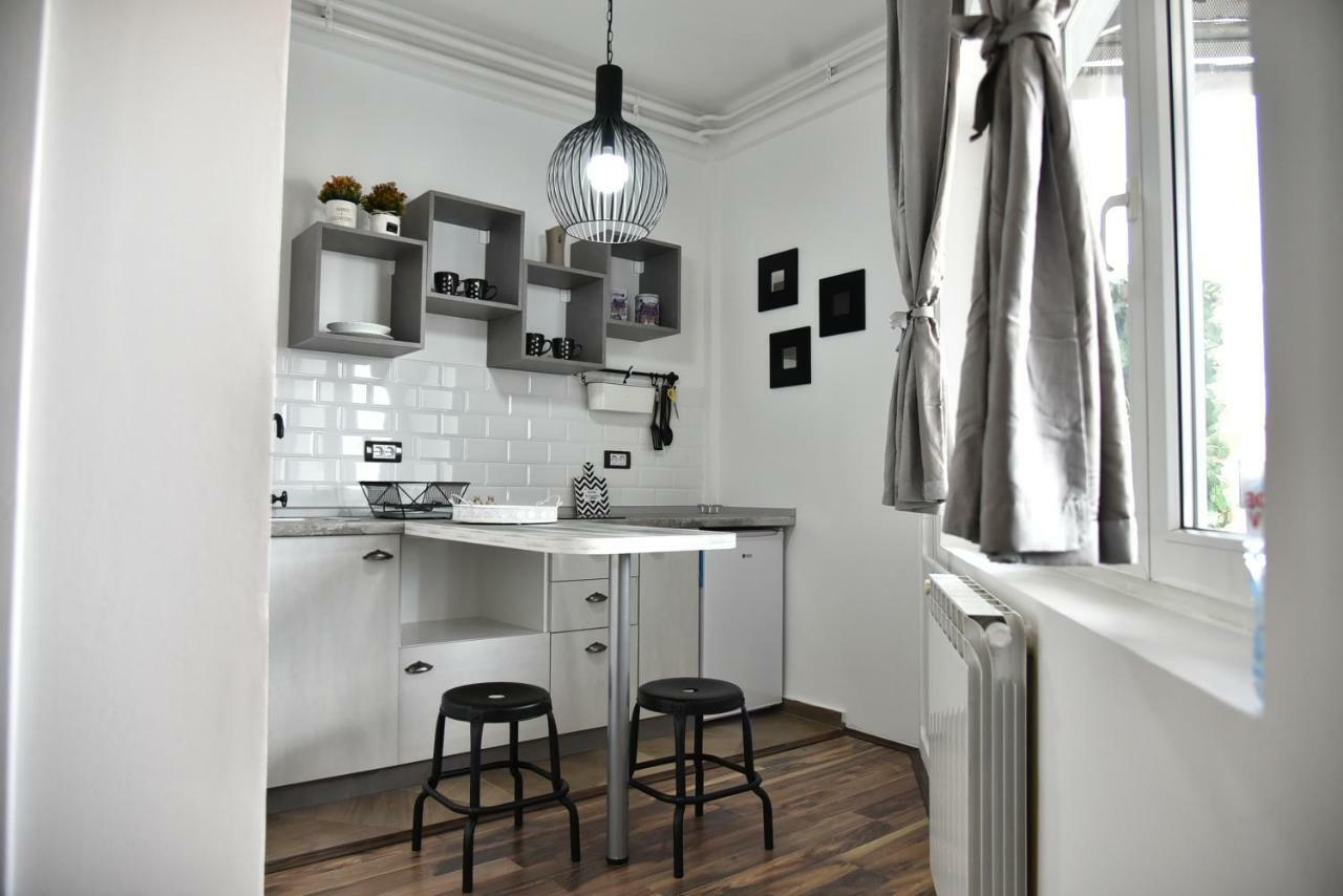 Urban Chic Lägenhet Novi Sad Exteriör bild
